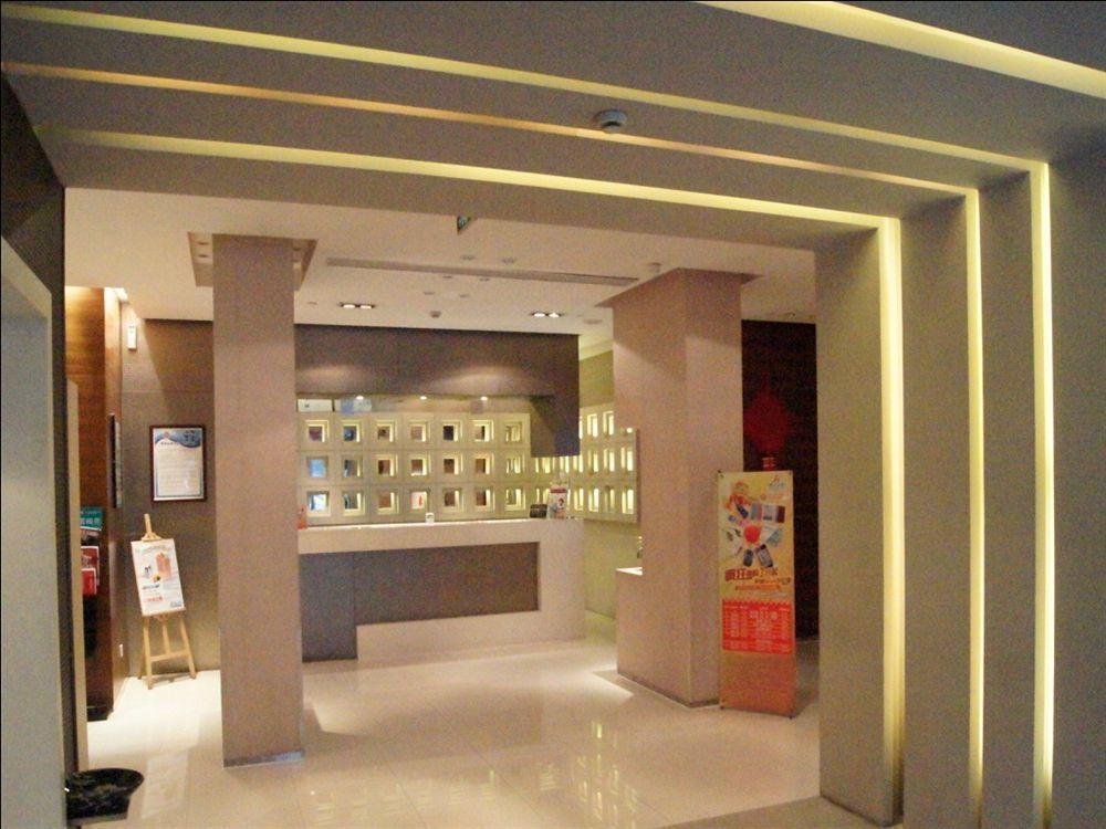 Jingjiang Inn Shanghai Minsheng Road Екстериор снимка