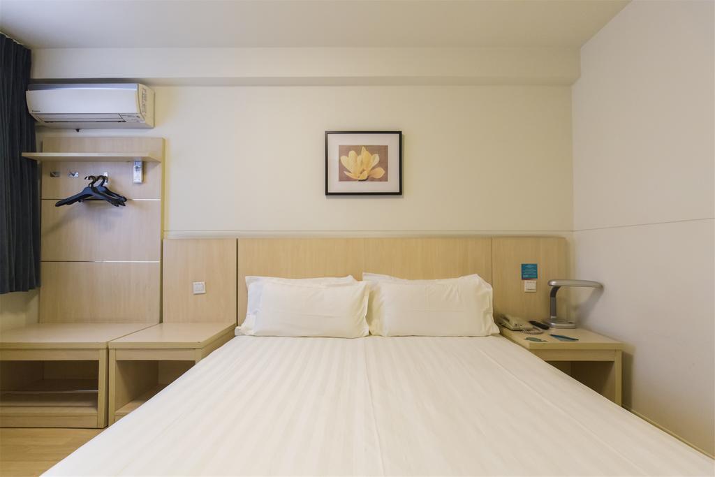 Jingjiang Inn Shanghai Minsheng Road Екстериор снимка