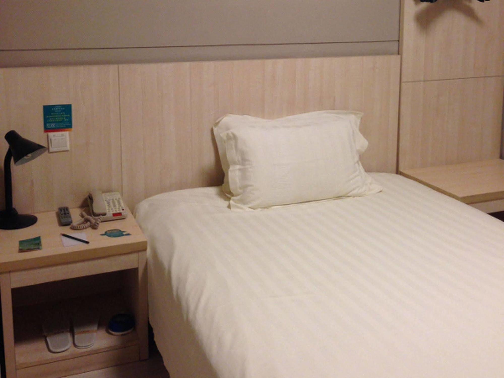 Jingjiang Inn Shanghai Minsheng Road Екстериор снимка